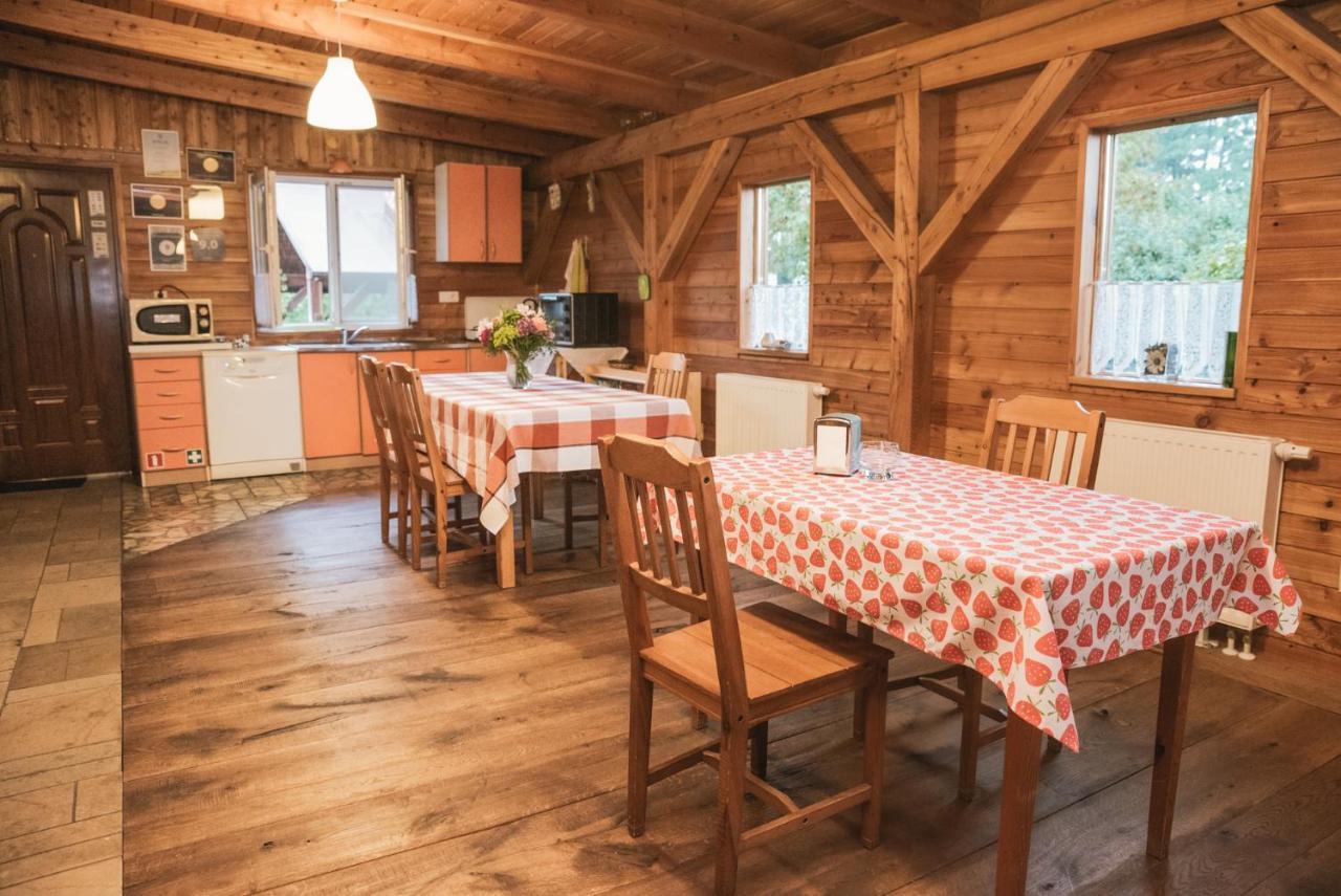 Agroturystyka Pod Modrzewiami Nowy Tomyśl Esterno foto